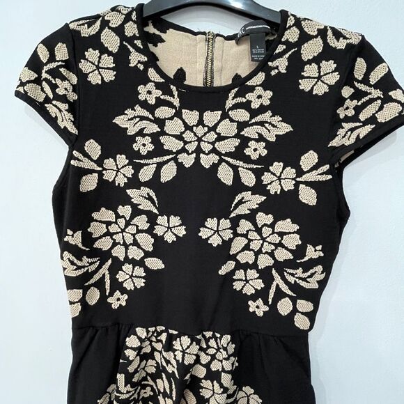 INC International Concepts Black and Beige Peplum Blouse Size L - Picture 1 of 7